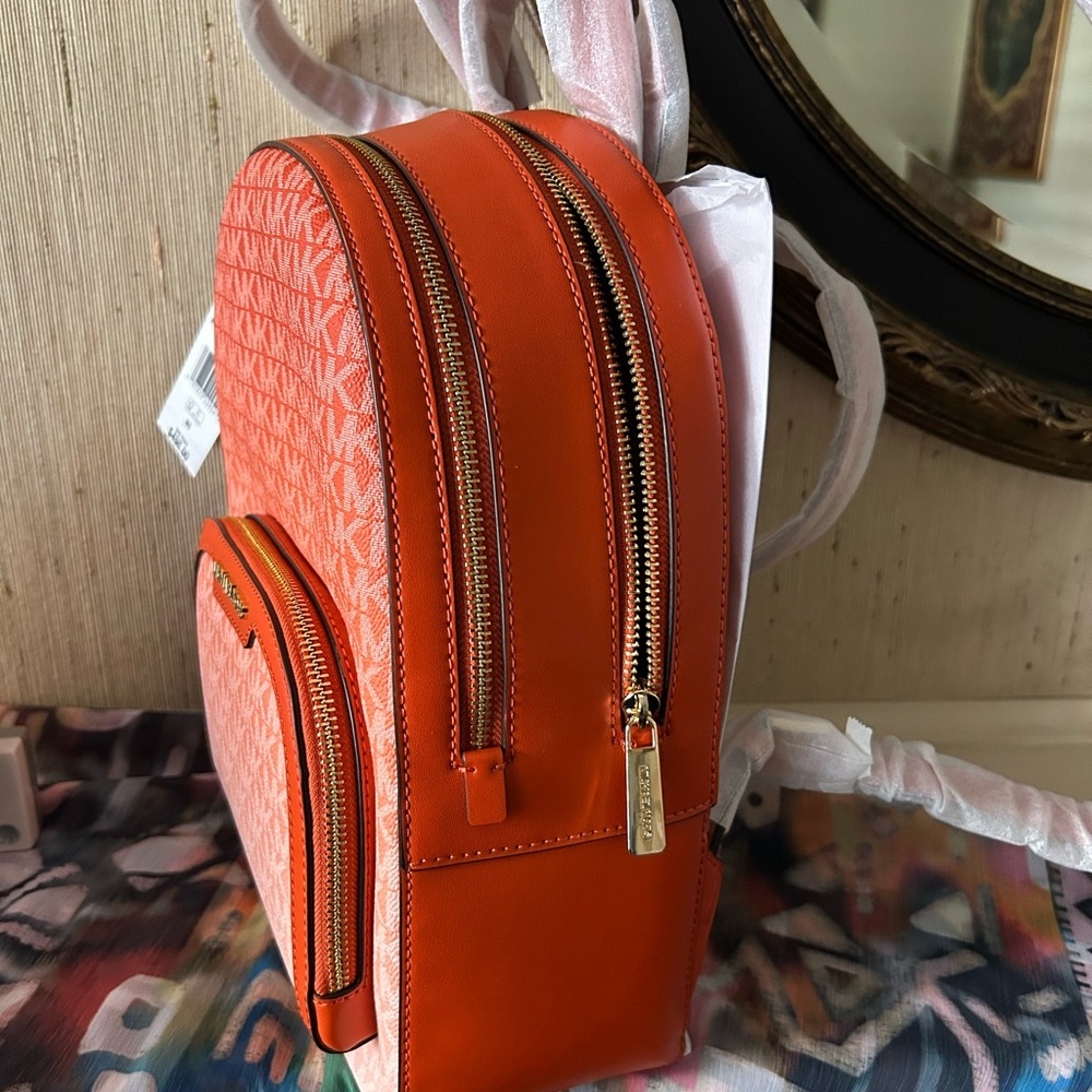 Michael Kors Signature Ombré Backpack NWT - Picture 6 of 10
